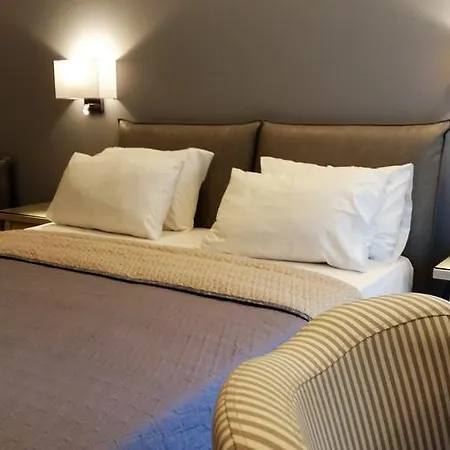 Apartment Il *