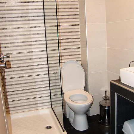 Apartment Il *